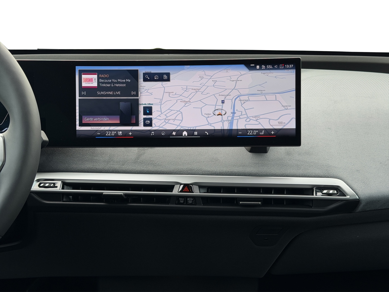 BMW iX xDrive60 M Sport Pro-image-13
