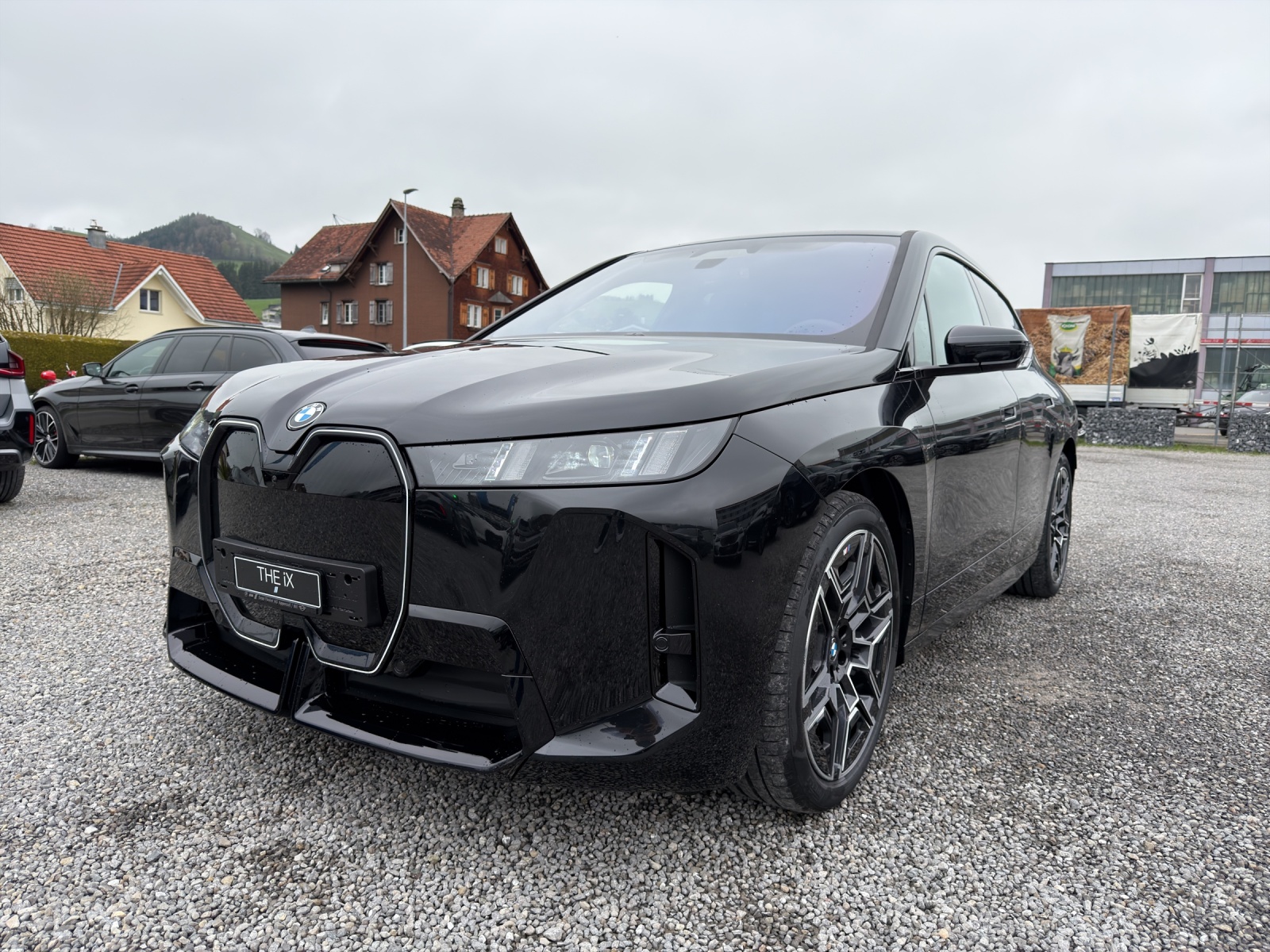 BMW iX xDrive60 M Sport Pro-image-22