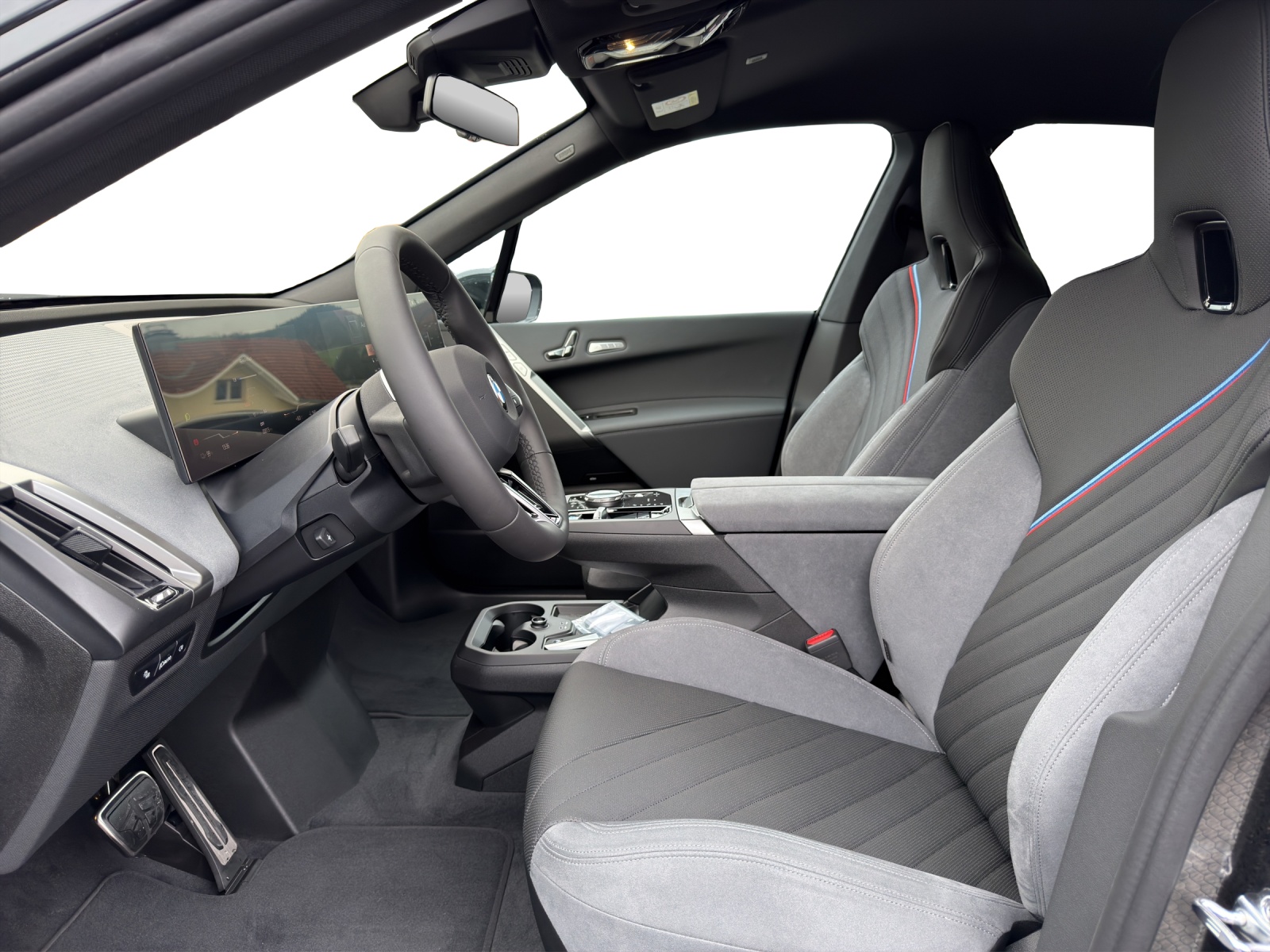 BMW iX xDrive60 M Sport Pro-image-8