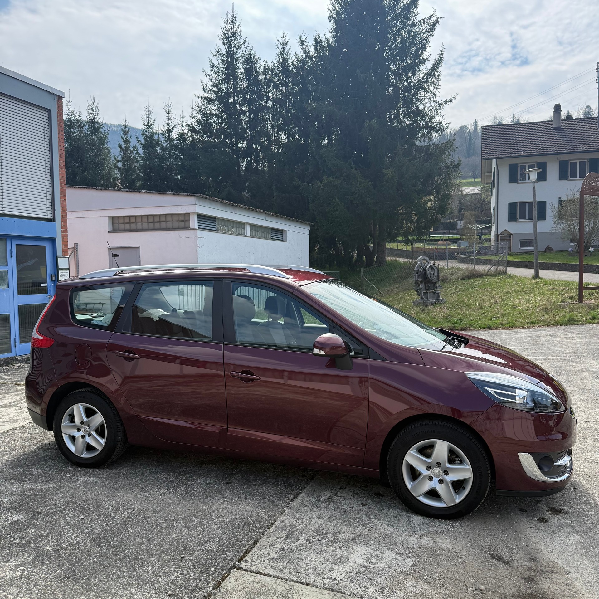 RENAULT Grand Scénic 1.2 16V Turbo Dynamique-image-2