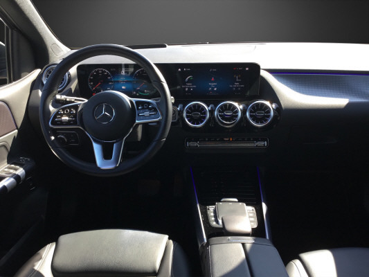 MERCEDES-BENZ B 250 e Progressive-image-7