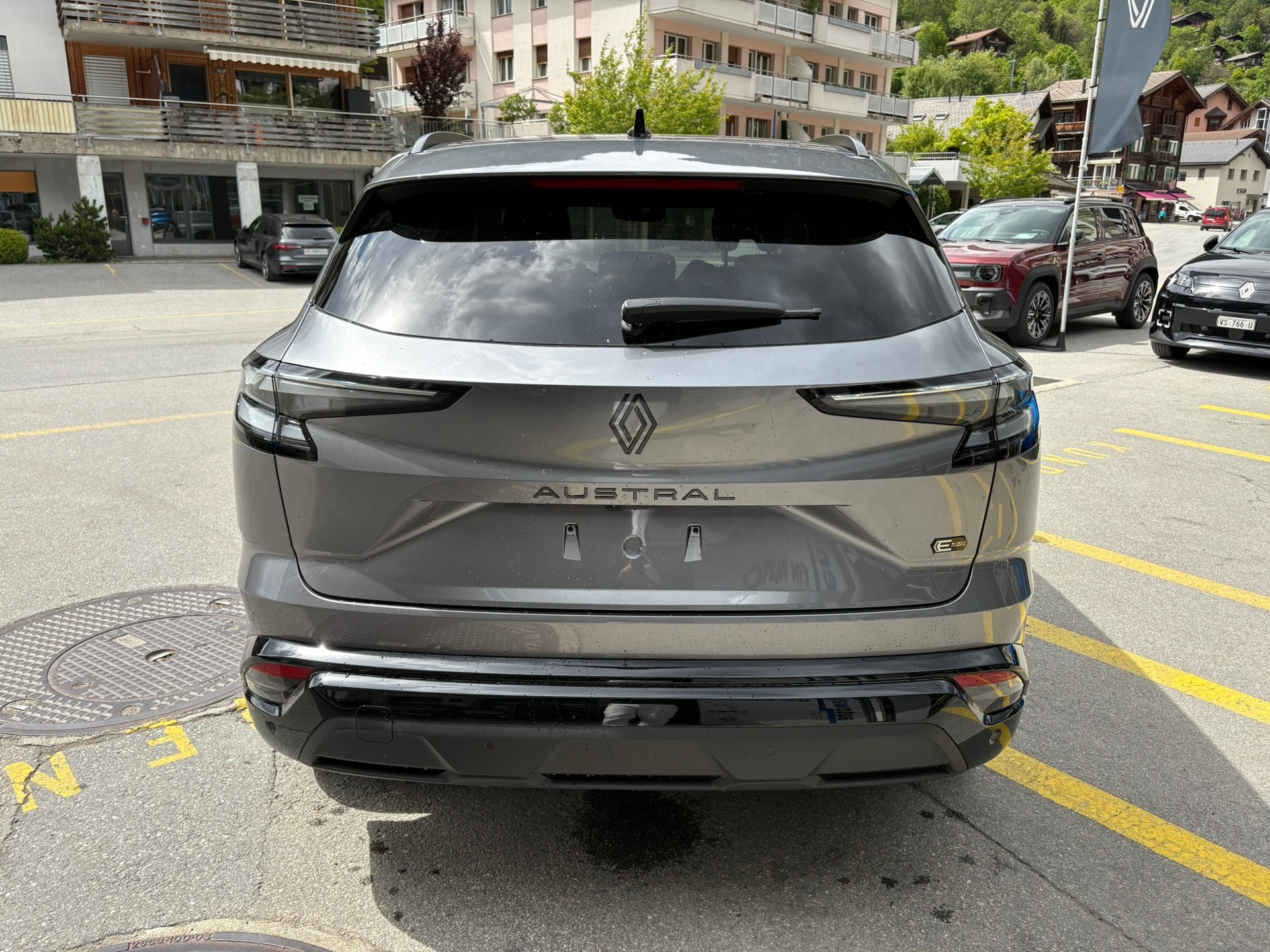 RENAULT Austral 1.2 HEV 200 esprit Alpine A-image-5