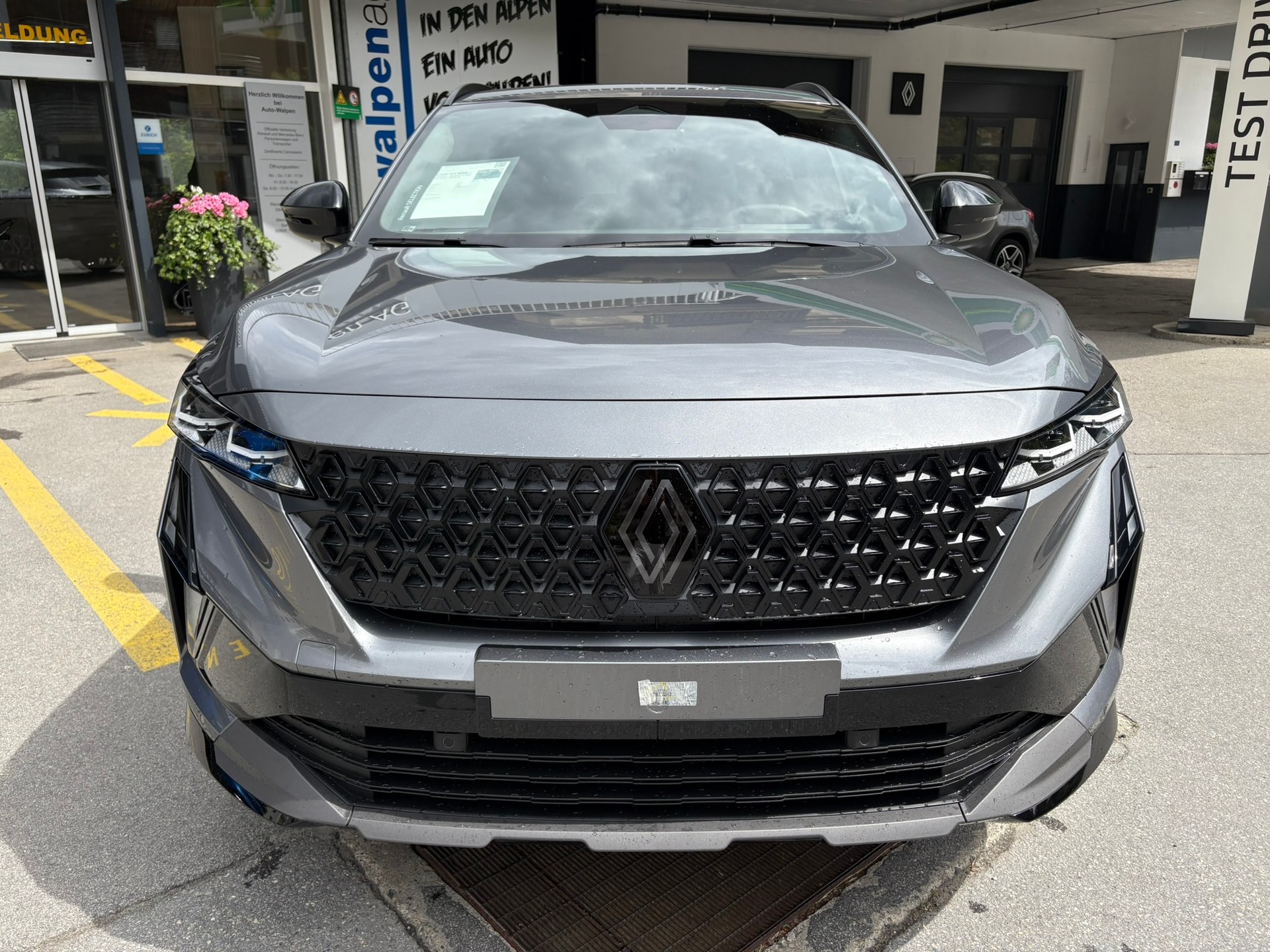 RENAULT Austral 1.2 HEV 200 esprit Alpine A-showroom-element-1