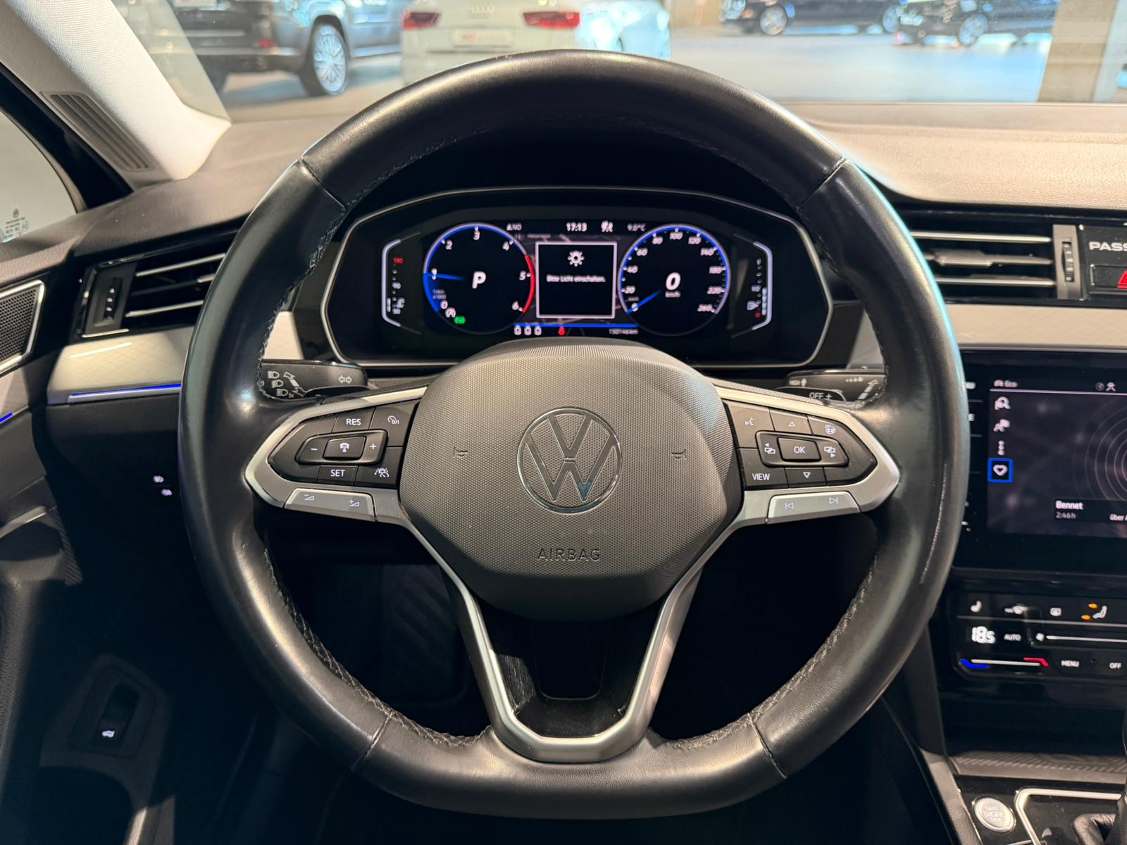VW Passat 2.0 TDI BMT Business DSG-image-15