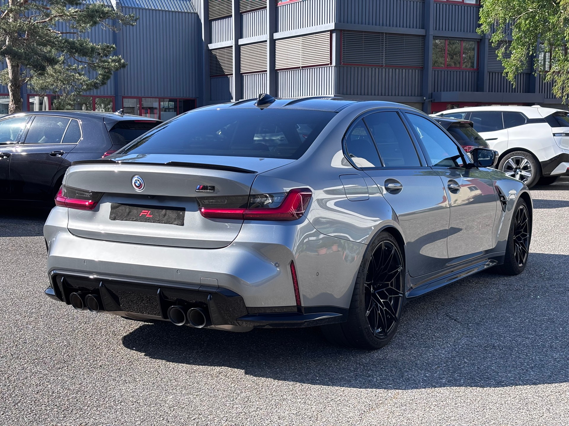 BMW M3 Competition-image-5