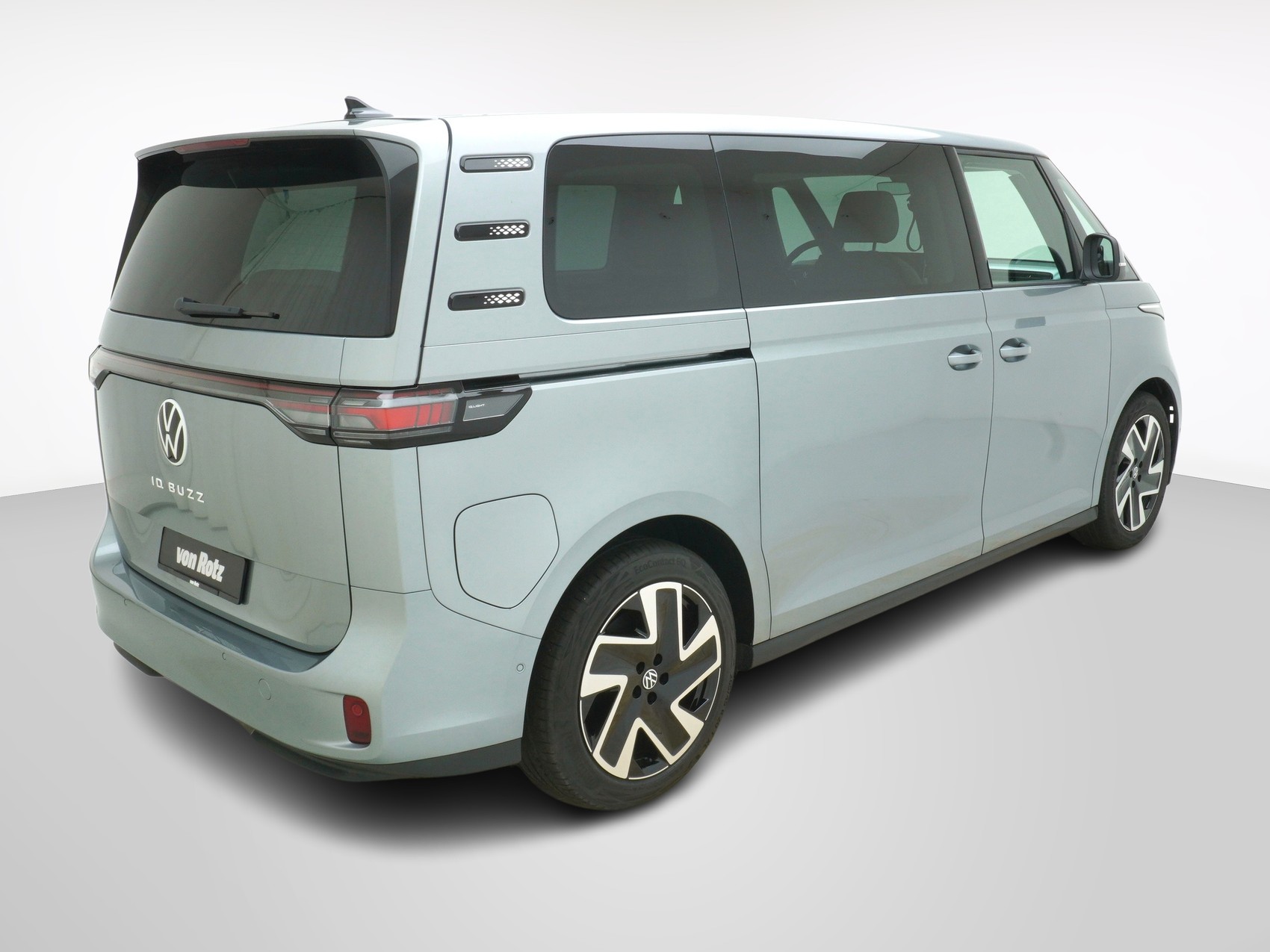VW ID.Buzz 84kWh Pro - langer Radstand-image-4