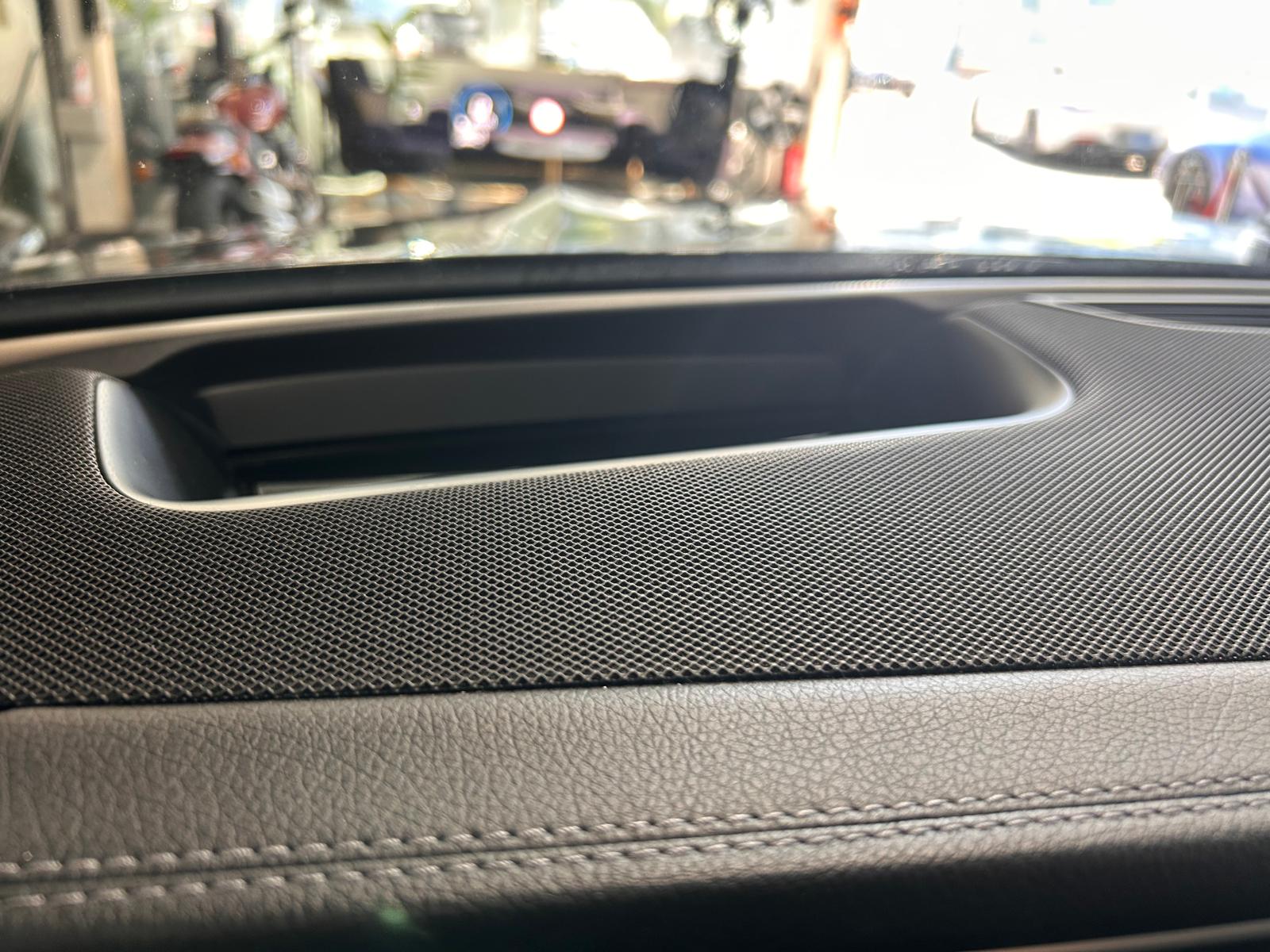 MERCEDES-BENZ GLS 350 d AMG Line 4matic-image-19