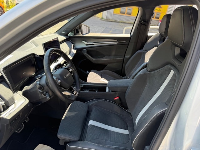 SKODA Kodiaq 2.0 TSI Sportline 4x4-image-8