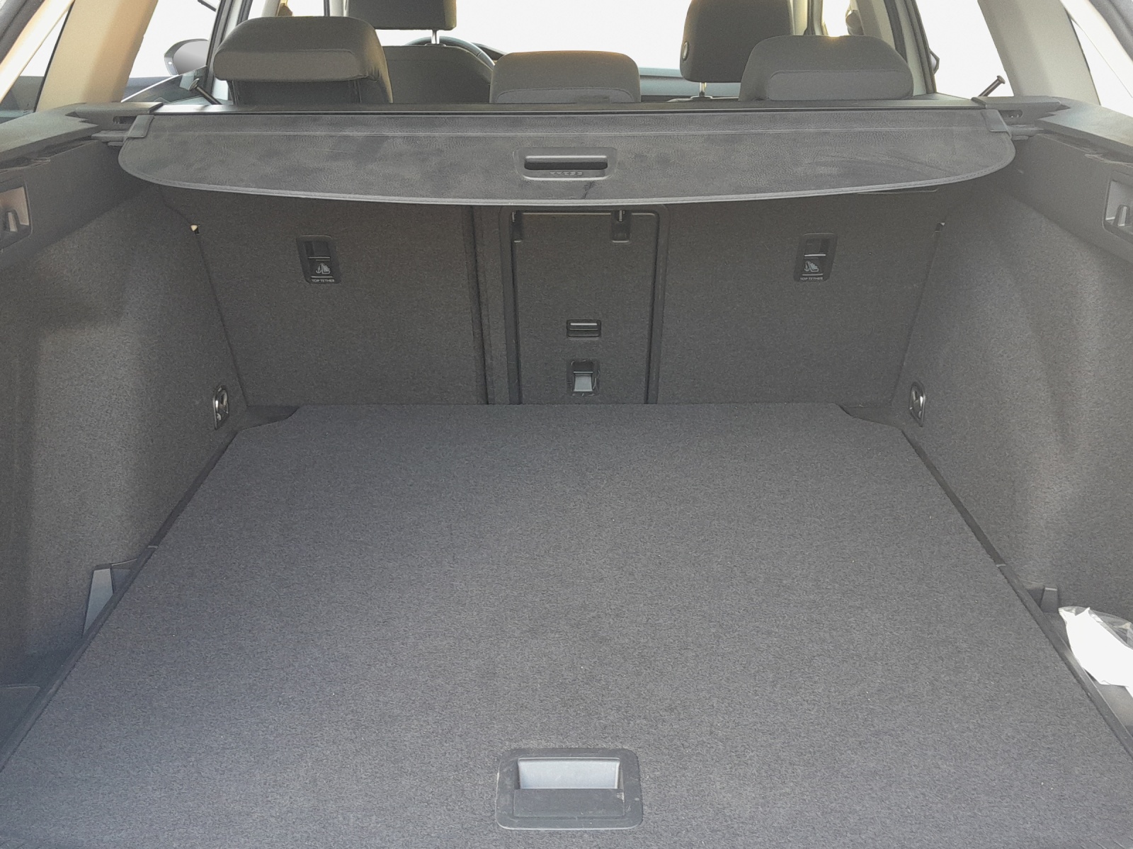VW Golf Variant 1.5 eTSI mHEV Life-image-11