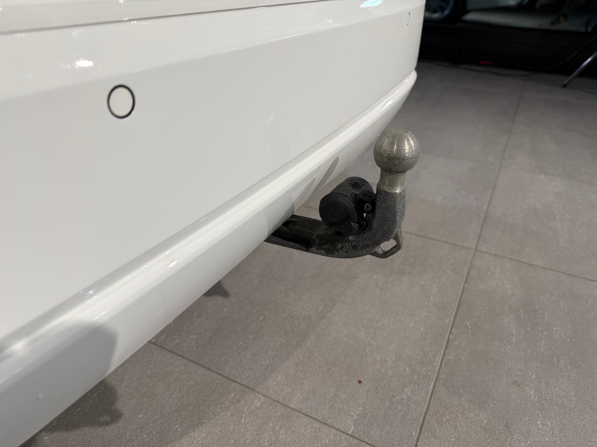BMW 320d xDrive 48V Touring Steptronic-image-17
