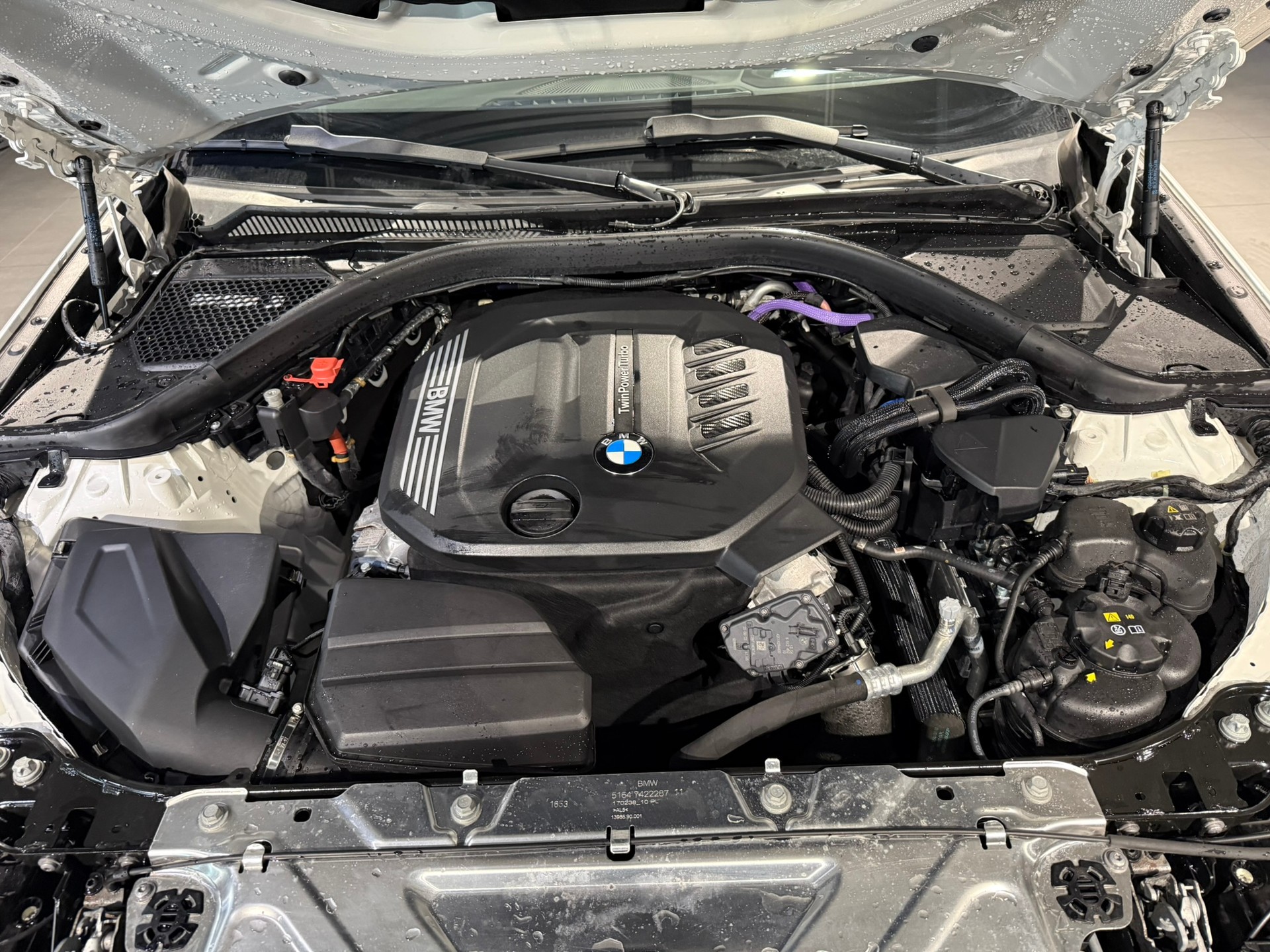 BMW 320d xDrive 48V Touring Steptronic-image-30