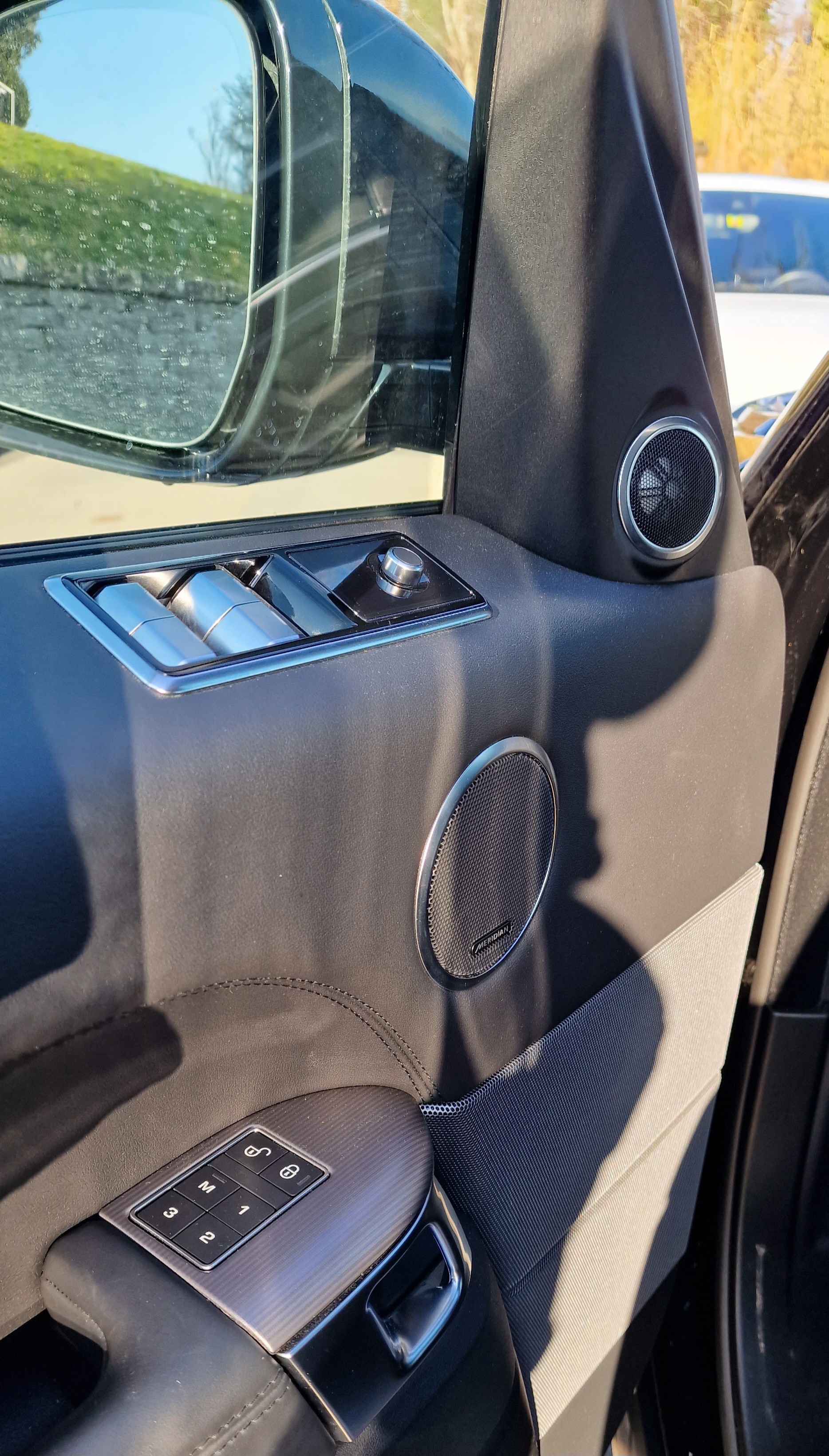 LAND ROVER 2.0 Si4 HSE-image-14