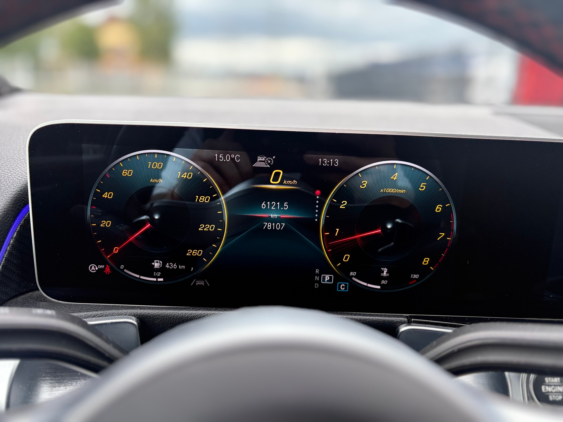 MERCEDES-BENZ GLB 250 4Matic AMG Line 8G-Tronic-image-12