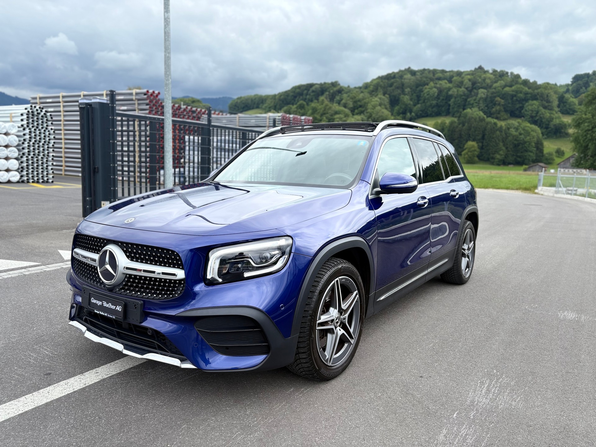 MERCEDES-BENZ GLB 250 4Matic AMG Line 8G-Tronic-image-6