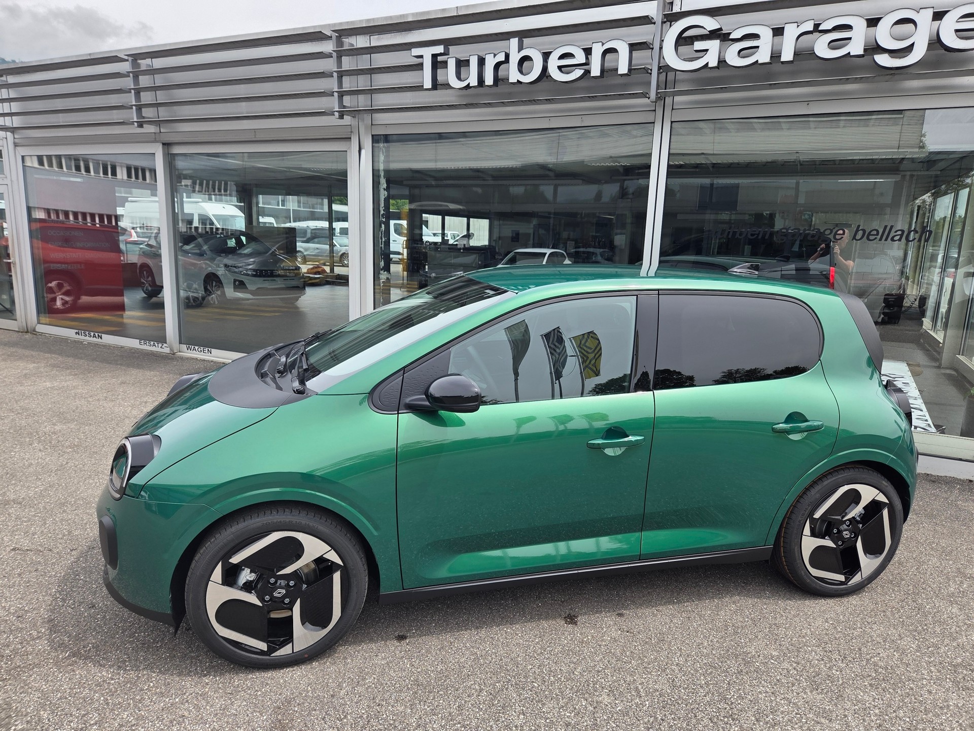 RENAULT Twingo E-Tech 27kWh Techno-image-2