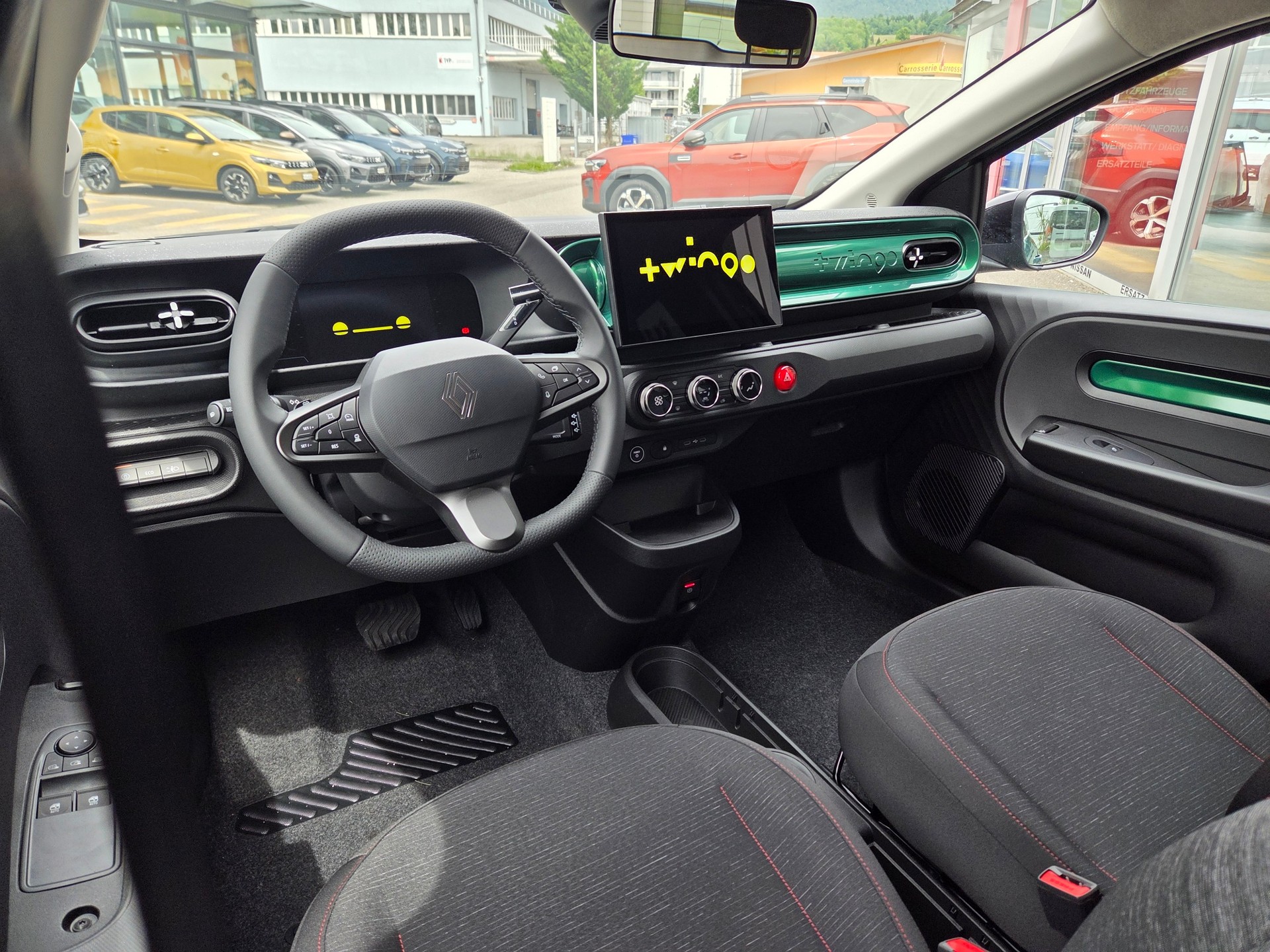 RENAULT Twingo E-Tech 27kWh Techno-image-8