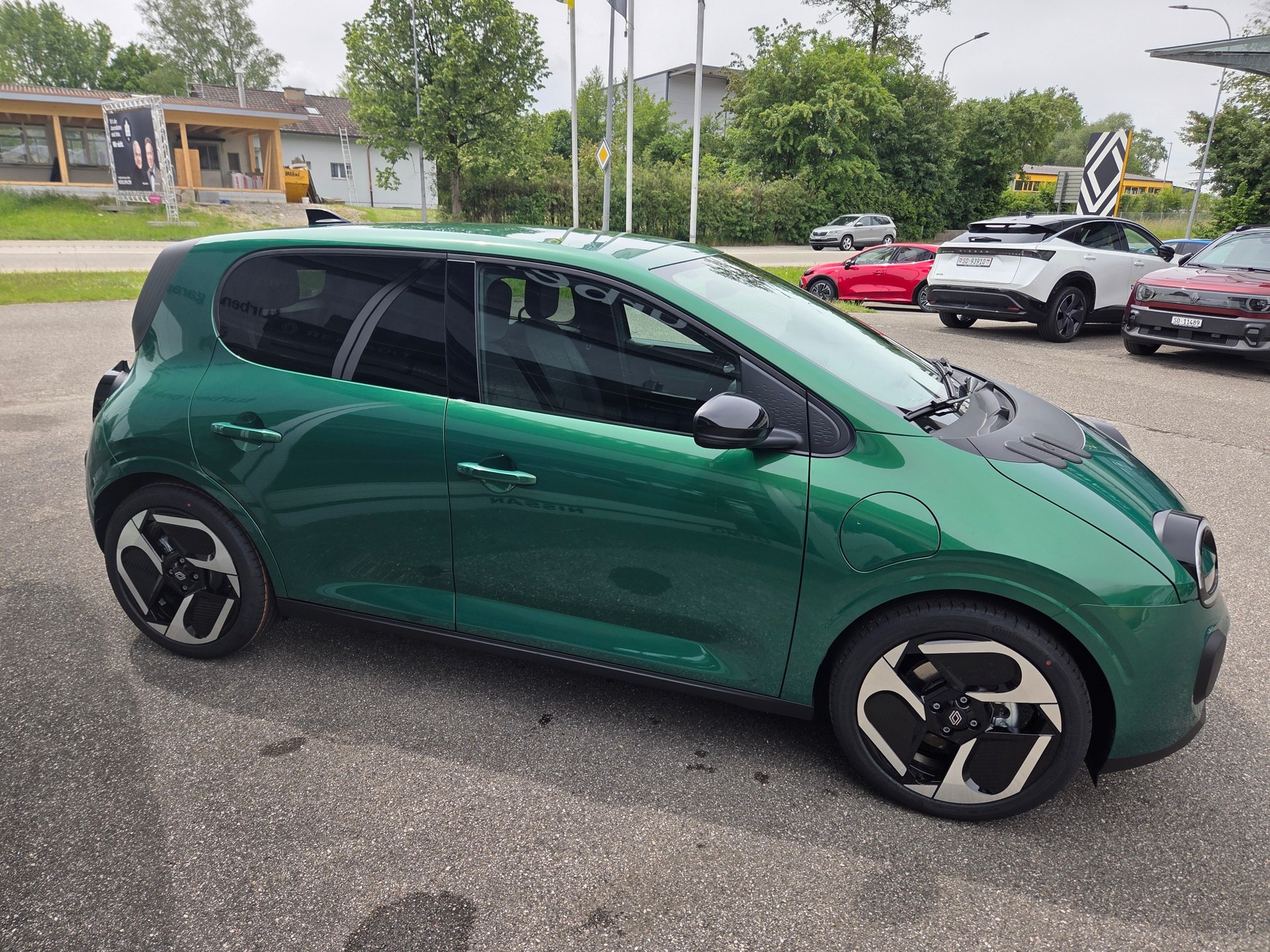 RENAULT Twingo E-Tech 27kWh Techno-image-5