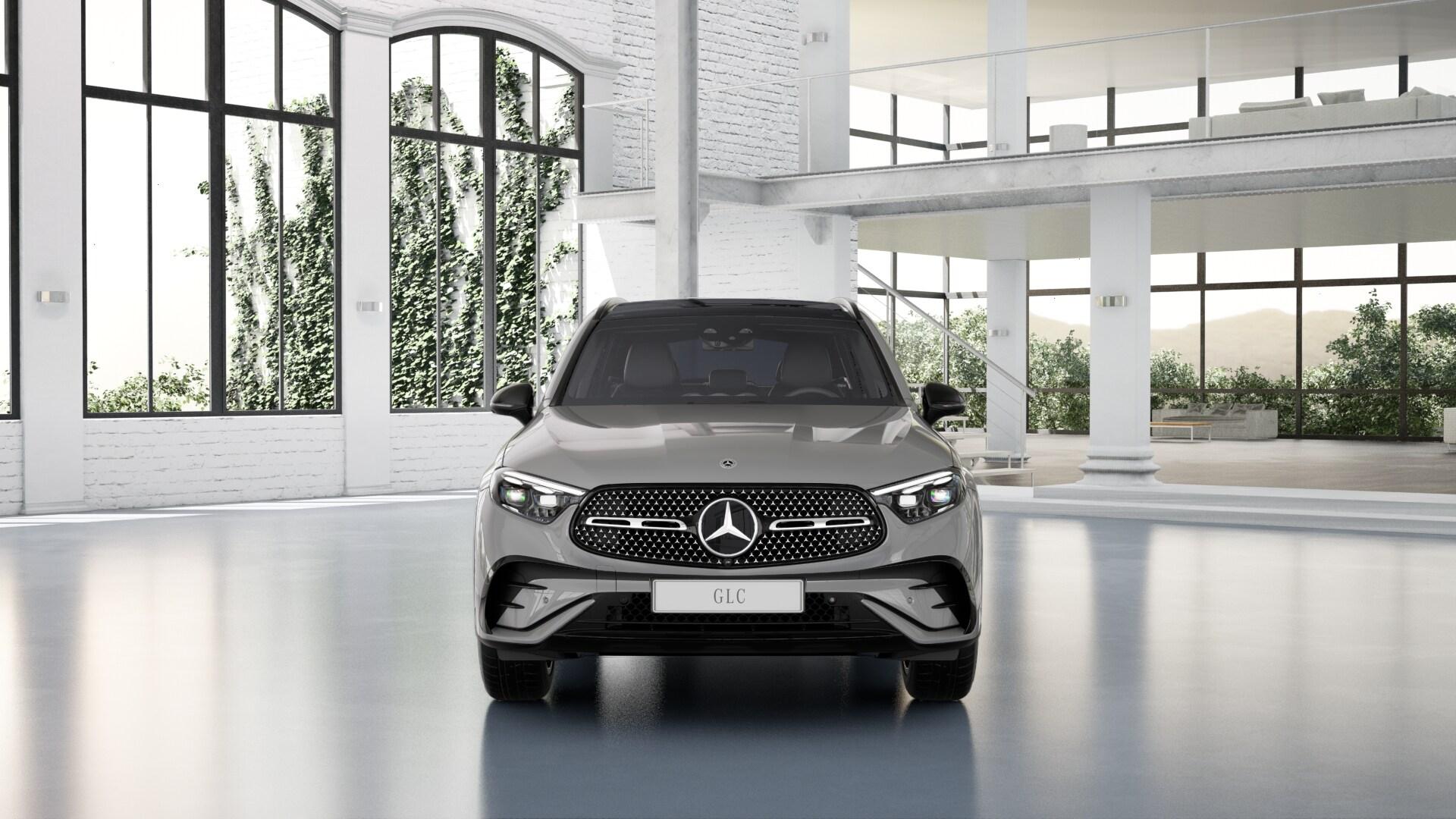 MERCEDES-BENZ GLC 400 e EQ Star AMG Line 4matic-image-4