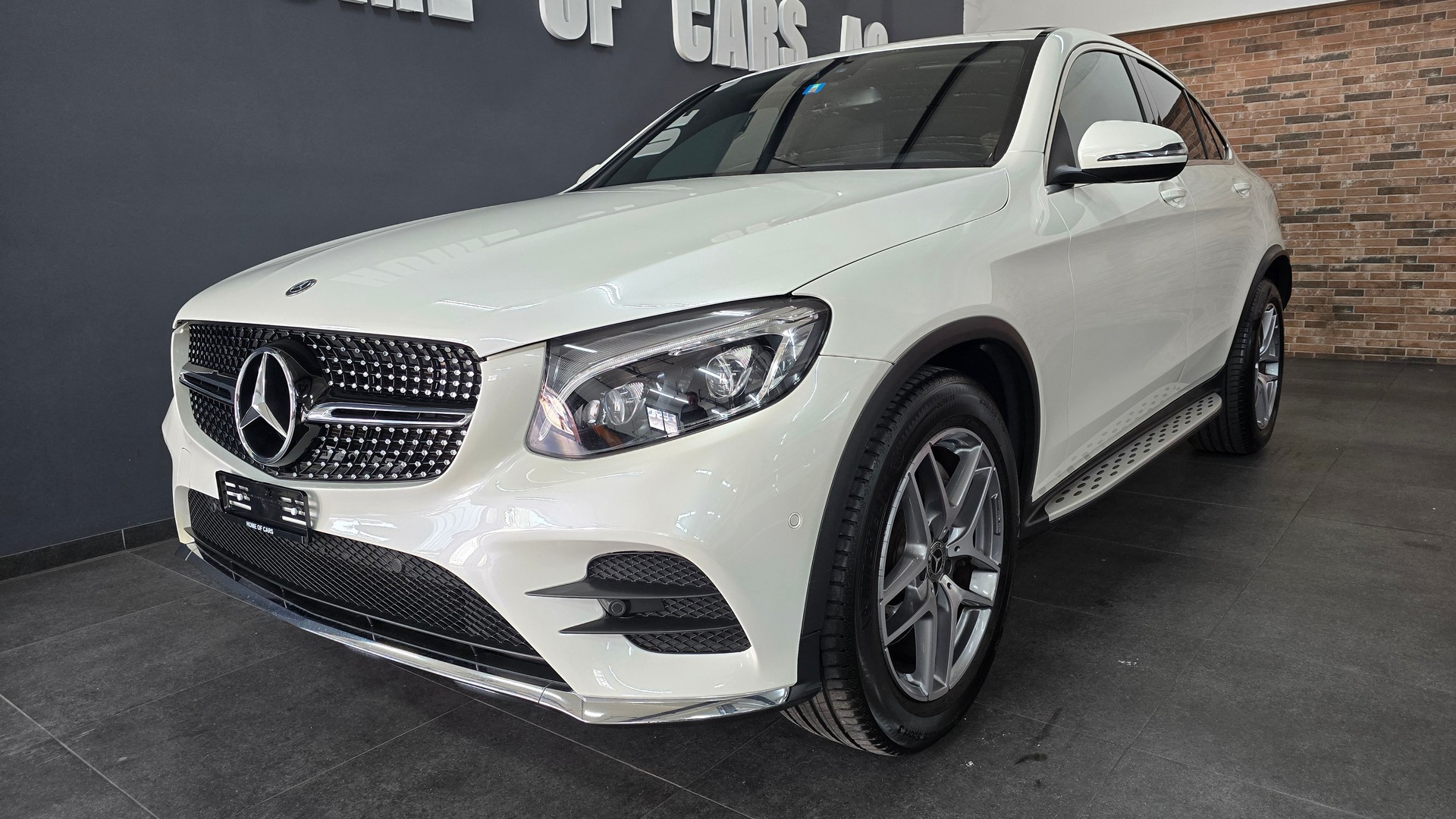 MERCEDES-BENZ GLC Coupé 300 AMG Line 4Matic 9G-Tronic-showroom-element-1