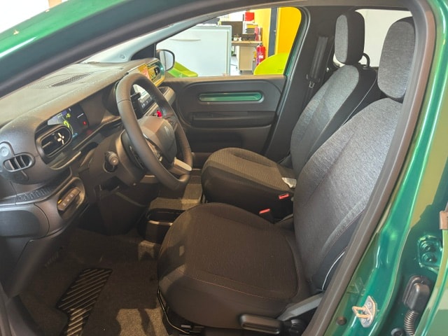 RENAULT Twingo E-Tech 27kWh Techno-image-11