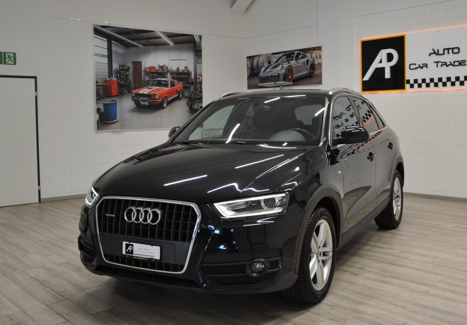AUDI Q3 2.0 TDI quattro S-tronic-image-8