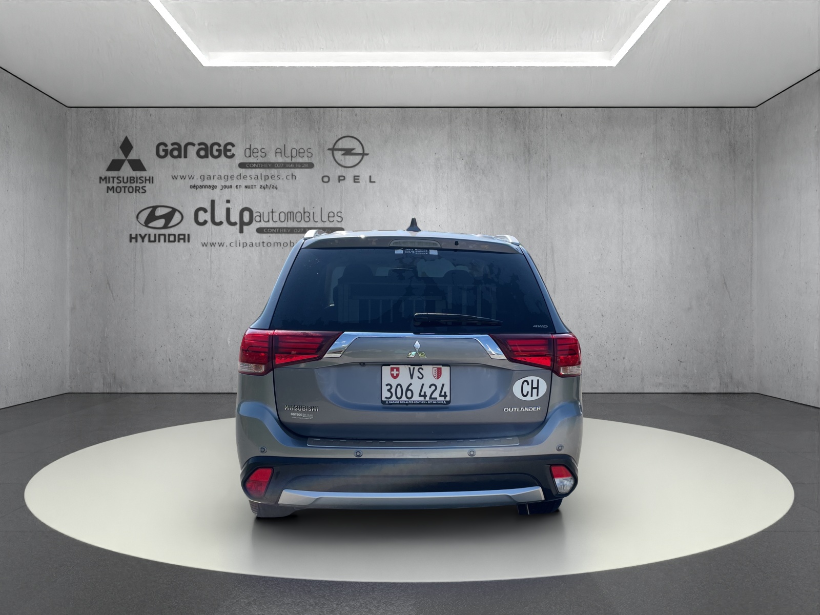 MITSUBISHI Outlander 2.2 DID Style-image-4