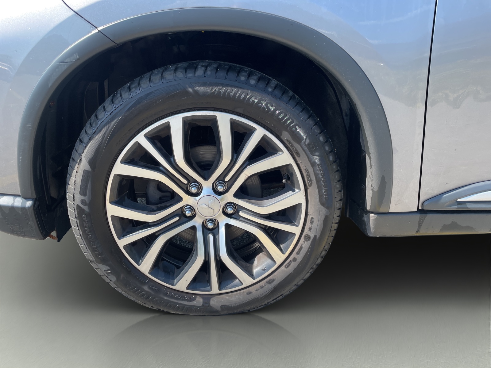 MITSUBISHI Outlander 2.2 DID Style-image-9