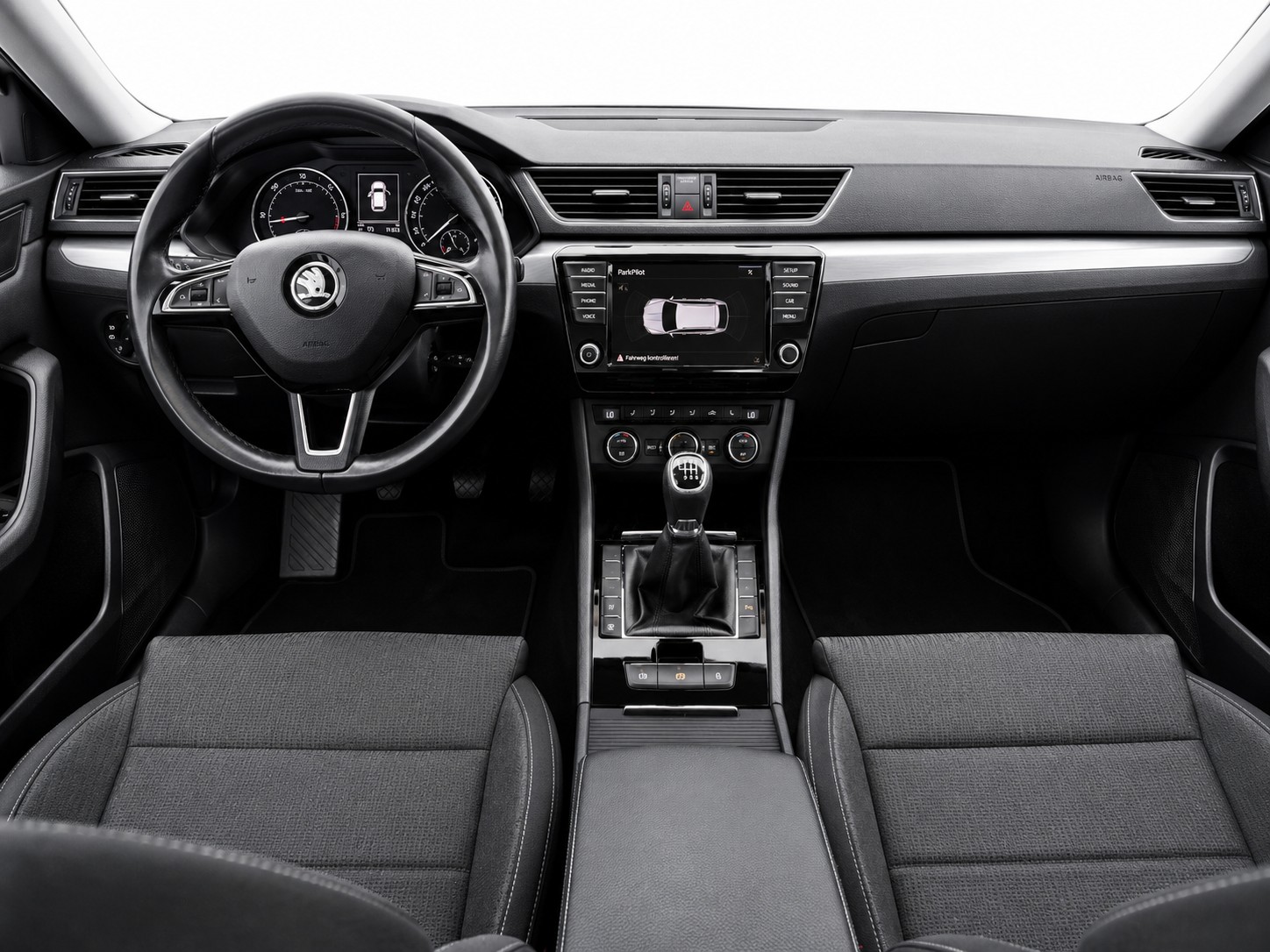 SKODA Superb Combi 2.0 TDi Ambition-image-7