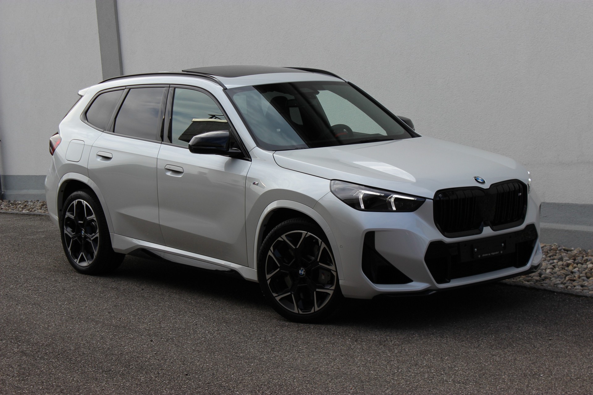 BMW X1 xDrive M35i *1.9%-LEASINGAKTION*-image-0