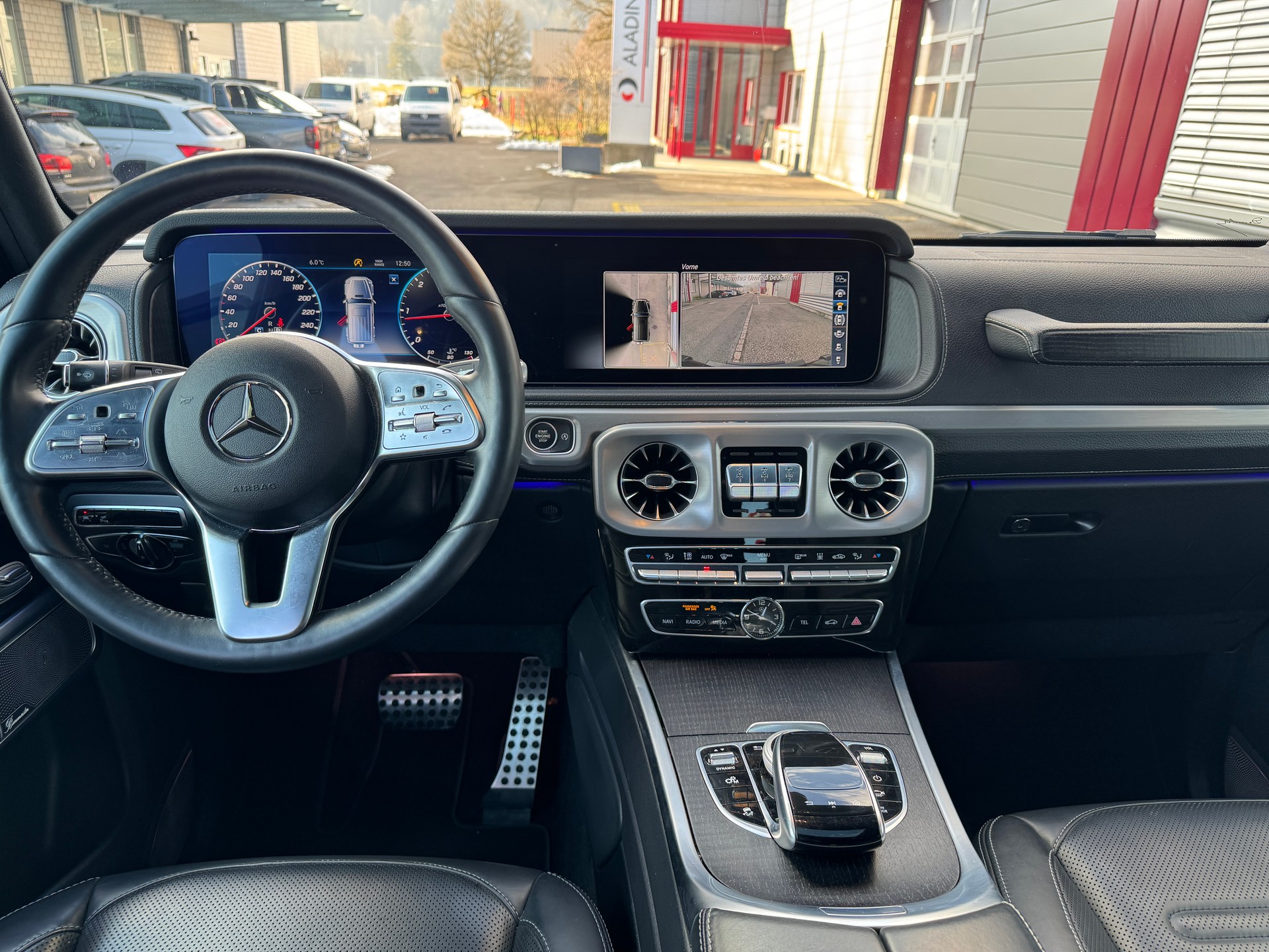 MERCEDES-BENZ G 350 d AMG Line 9G-Tronic-image-4