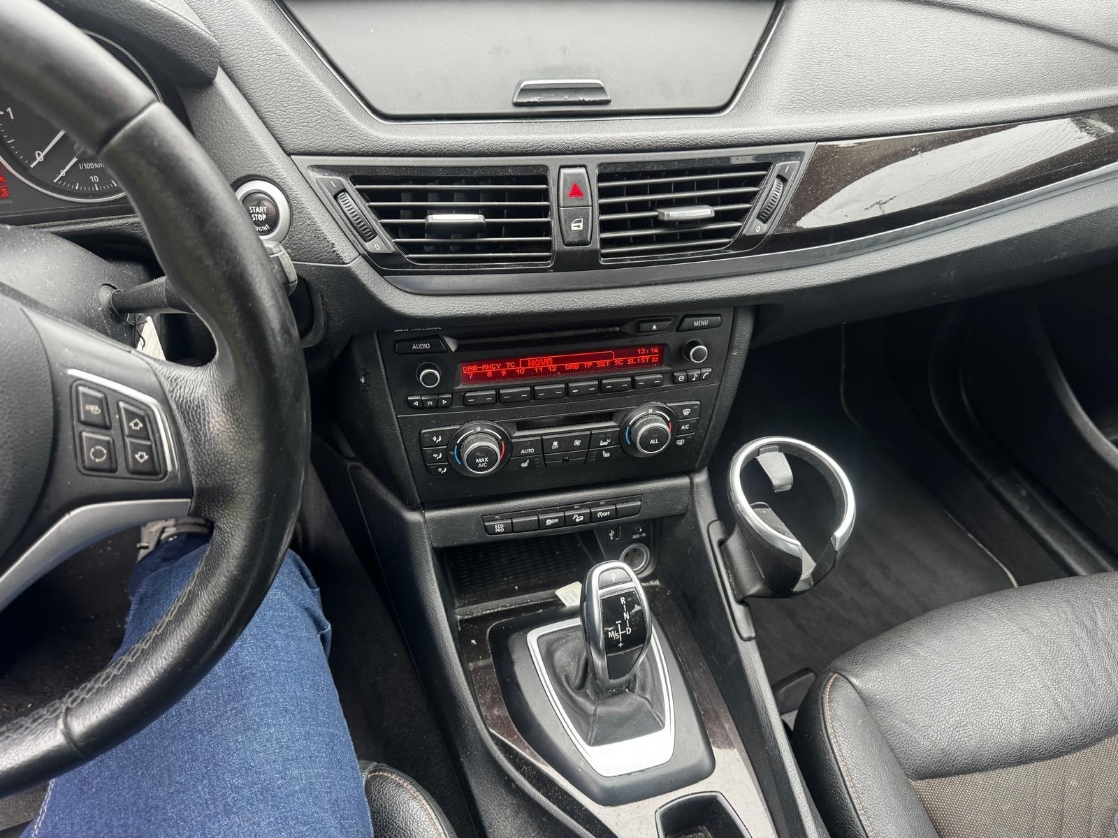 BMW X1 xDrive 18d Steptronic-image-10