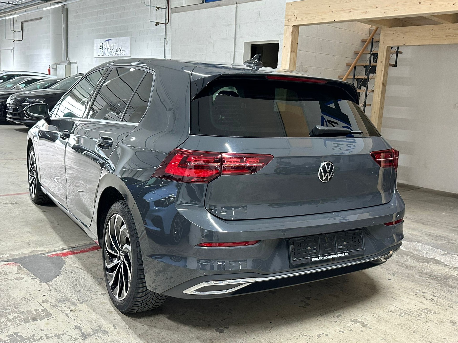 VW Golf 1.4 TSI PHEV Style-image-3
