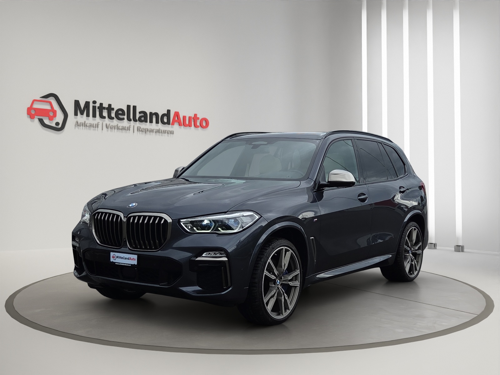 BMW X5 xDrive M50i Steptronic-image-0