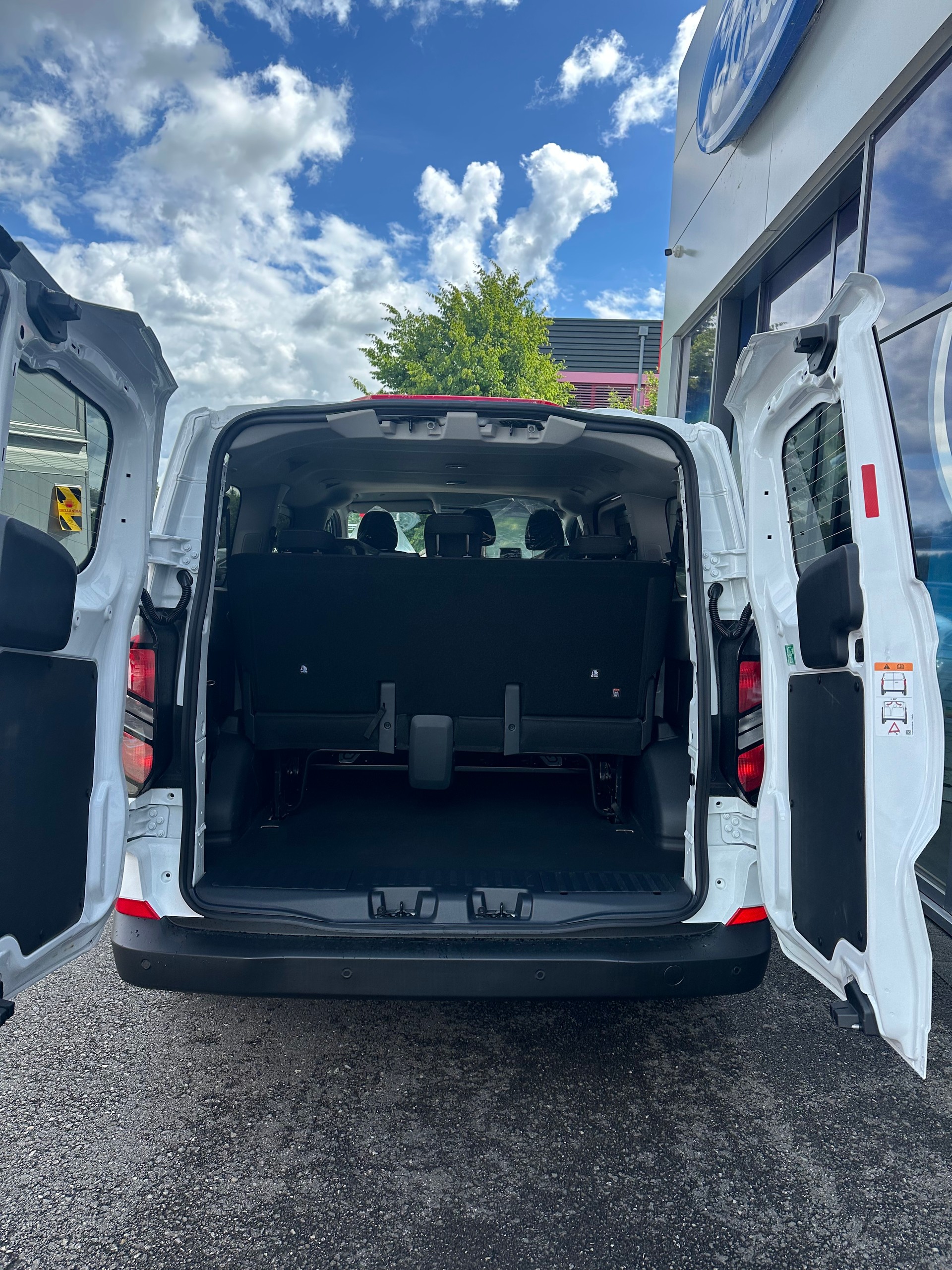 FORD Transit C combi 340 L1 2.5 Dur Trend/PHEV-image-5