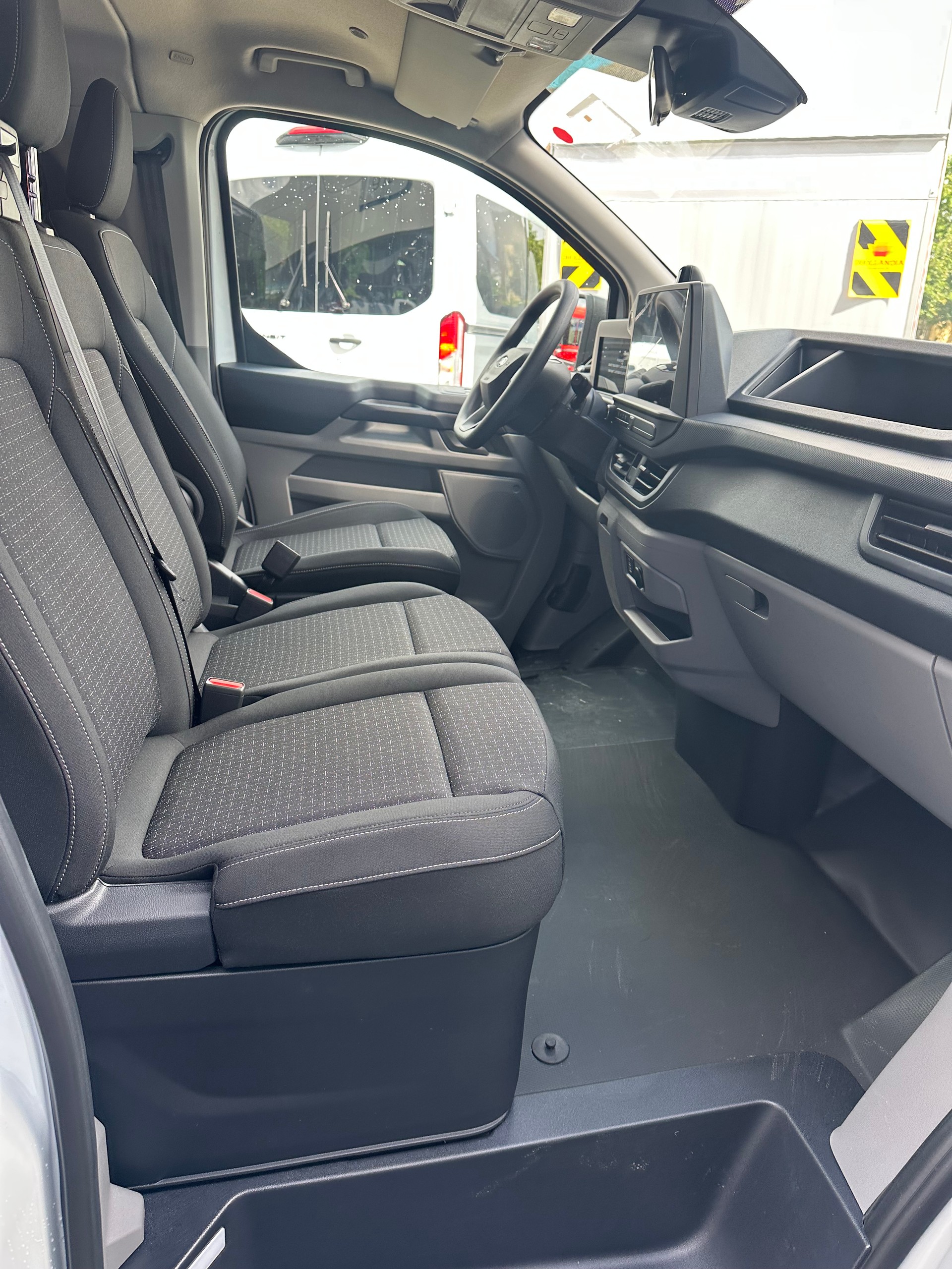 FORD Transit C combi 340 L1 2.5 Dur Trend/PHEV-image-12
