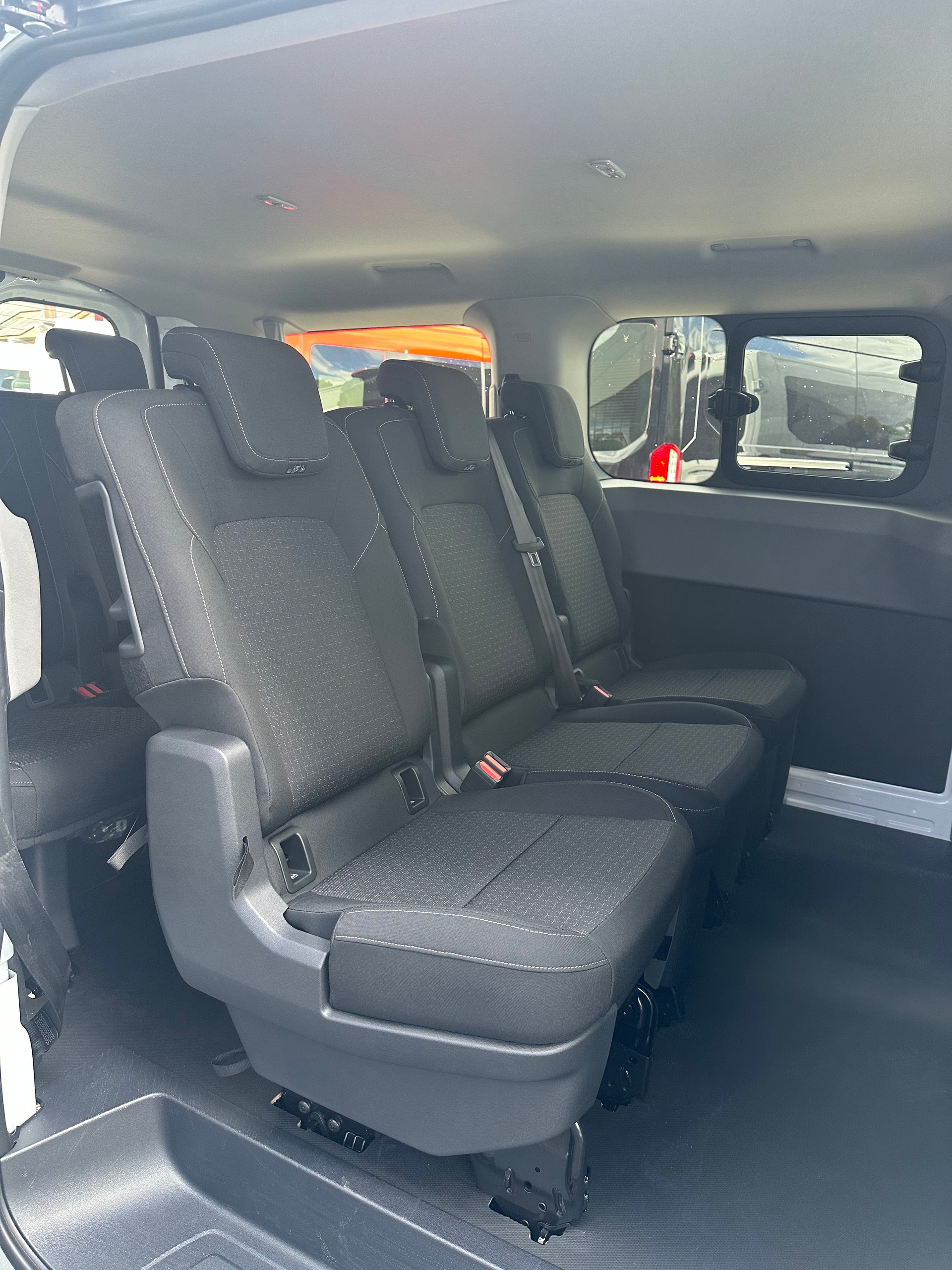 FORD Transit C combi 340 L1 2.5 Dur Trend/PHEV-image-10