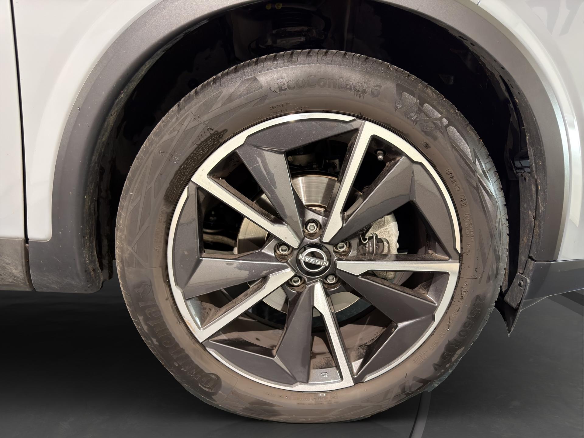 NISSAN Qashqai 1.3 DIG-T MHEV Tekna Xtronic 4x4-image-16