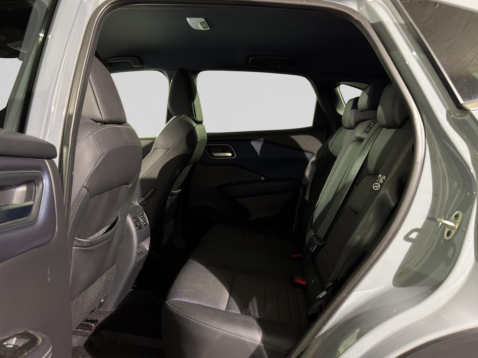 NISSAN Qashqai 1.3 DIG-T MHEV Tekna Xtronic 4x4-image-14