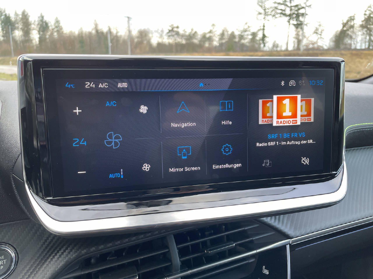 PEUGEOT 2008 1.2 Hybrid 145 GT-image-15