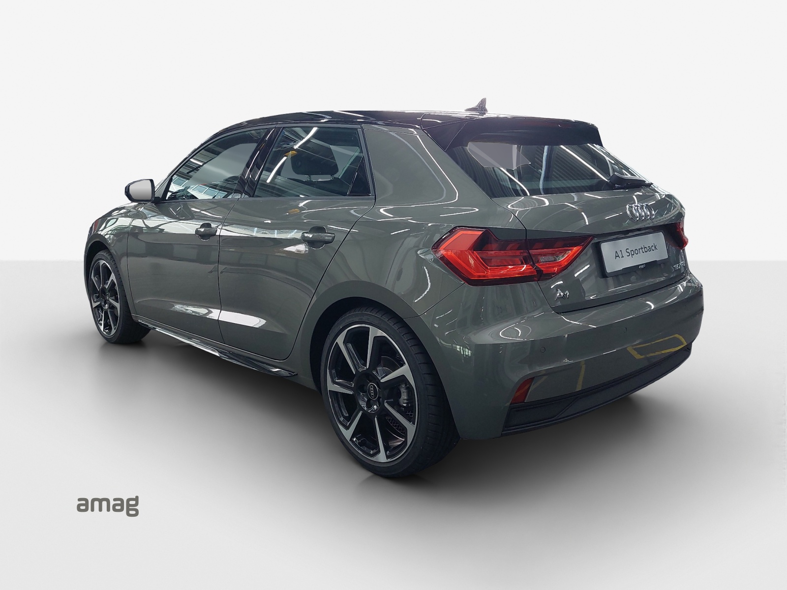 AUDI A1 Sportback 30 TFSI Attraction S-tronic-image-2