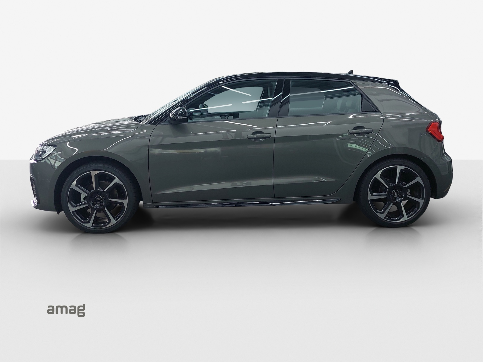 AUDI A1 Sportback 30 TFSI Attraction S-tronic-image-1
