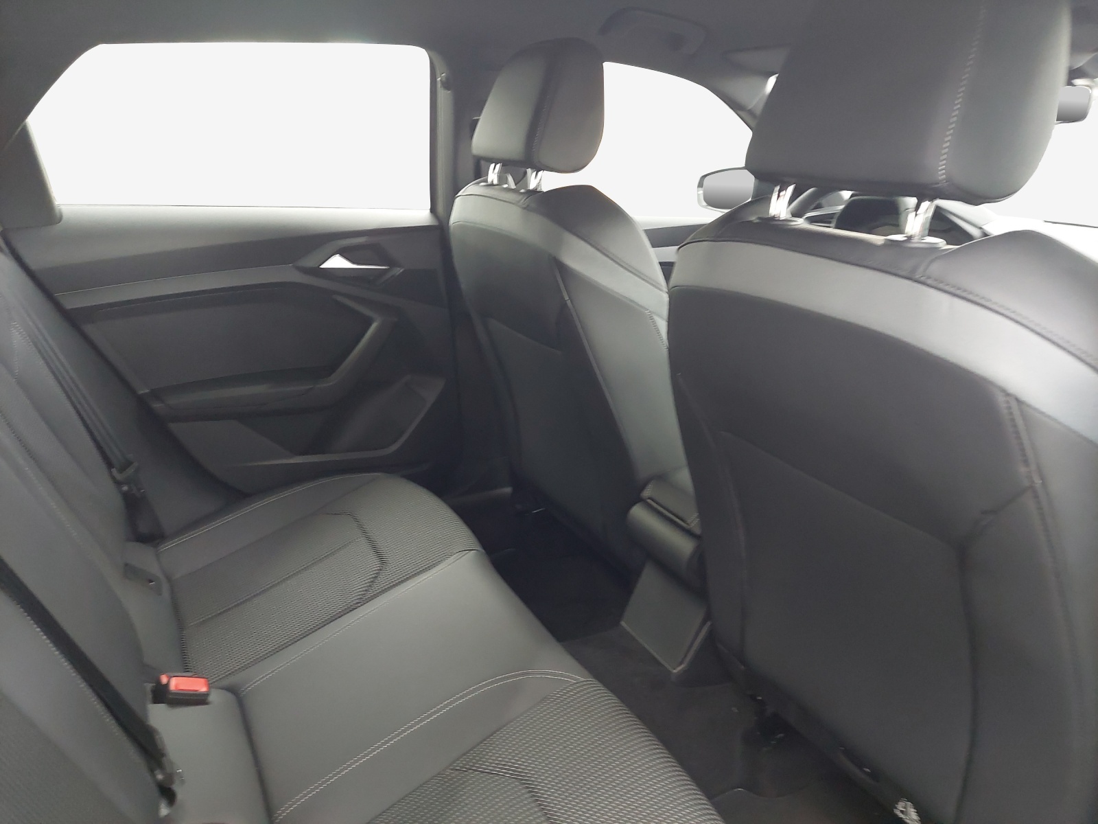 AUDI A1 Sportback 30 TFSI Attraction S-tronic-image-13