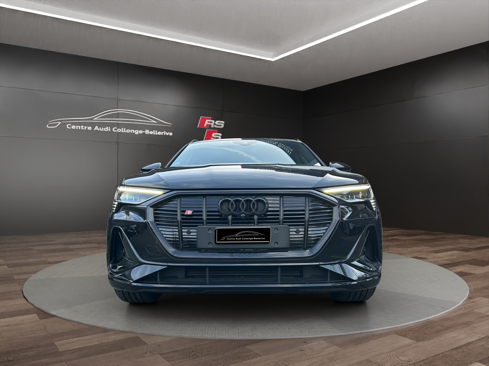 AUDI e-tron S Sportback quattro-image-1
