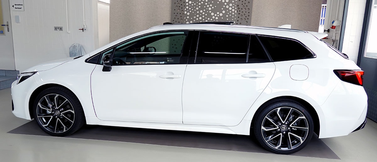 TOYOTA Corolla Touring Sports 2.0 HSD Premium e-CVT, Panorama-image-1