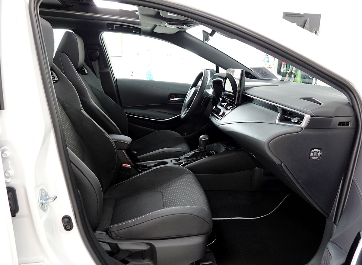 TOYOTA Corolla Touring Sports 2.0 HSD Premium e-CVT, Panorama-image-4