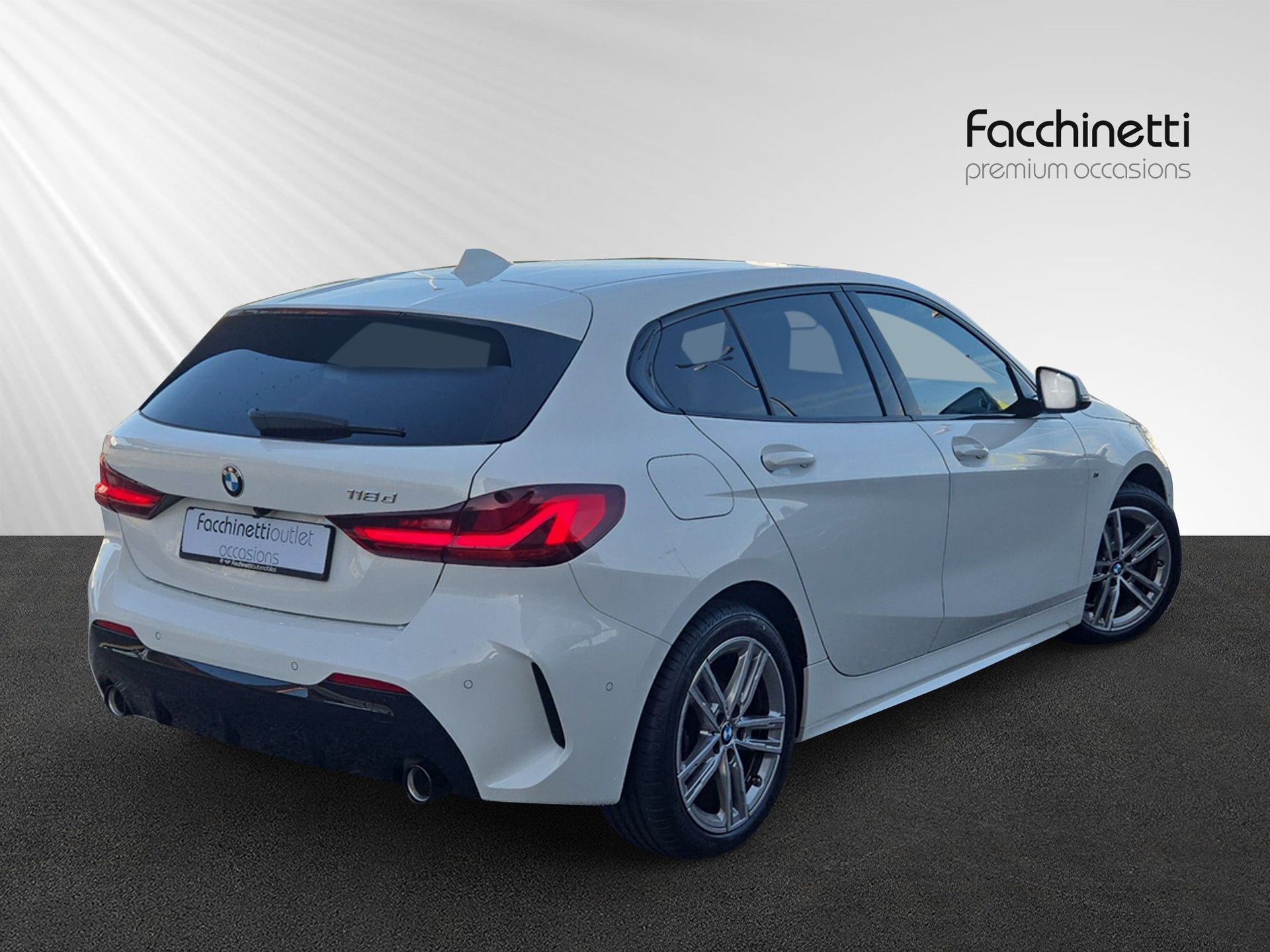 BMW 118d Pure M Sport-image-2