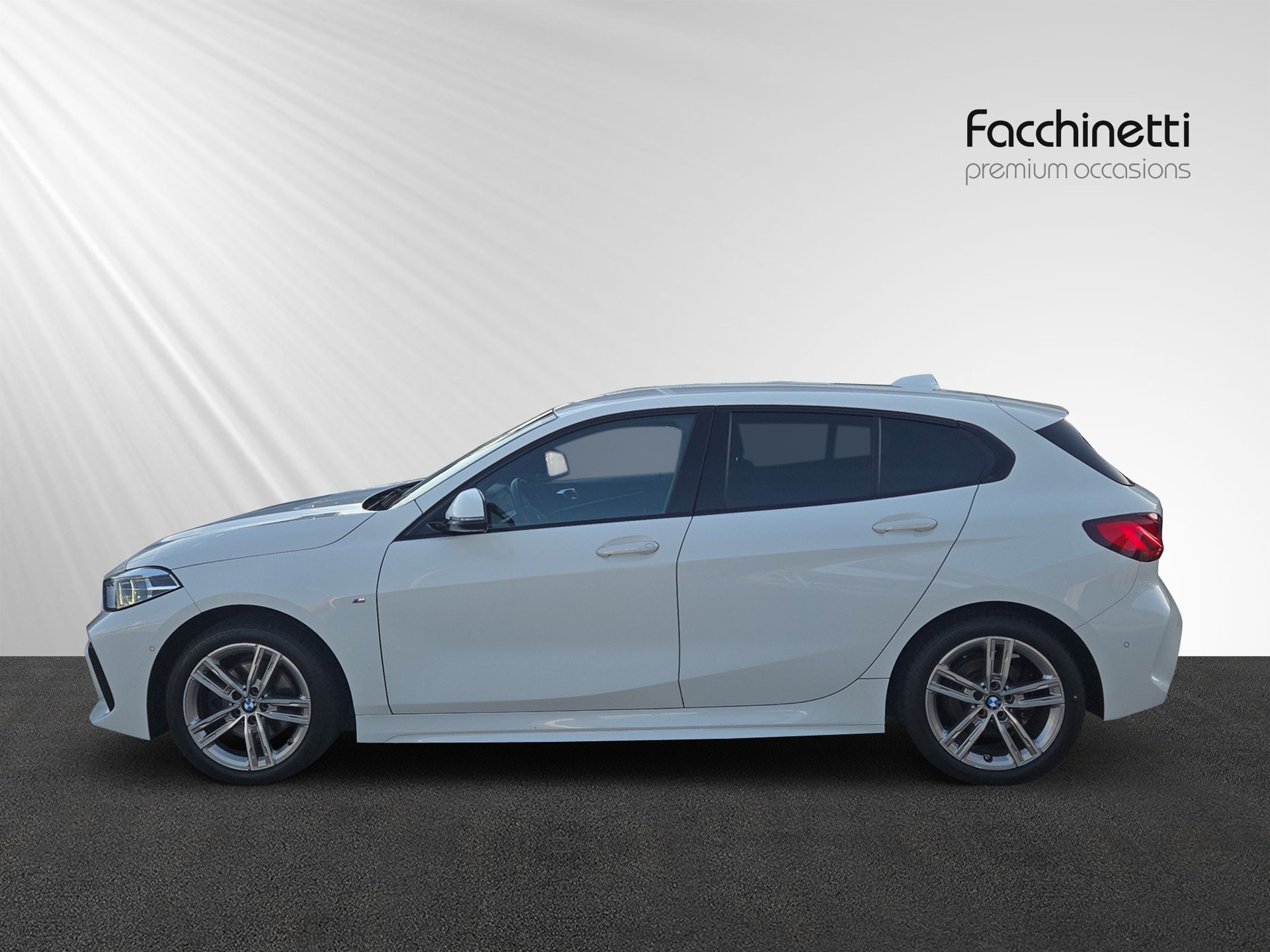 BMW 118d Pure M Sport-image-1