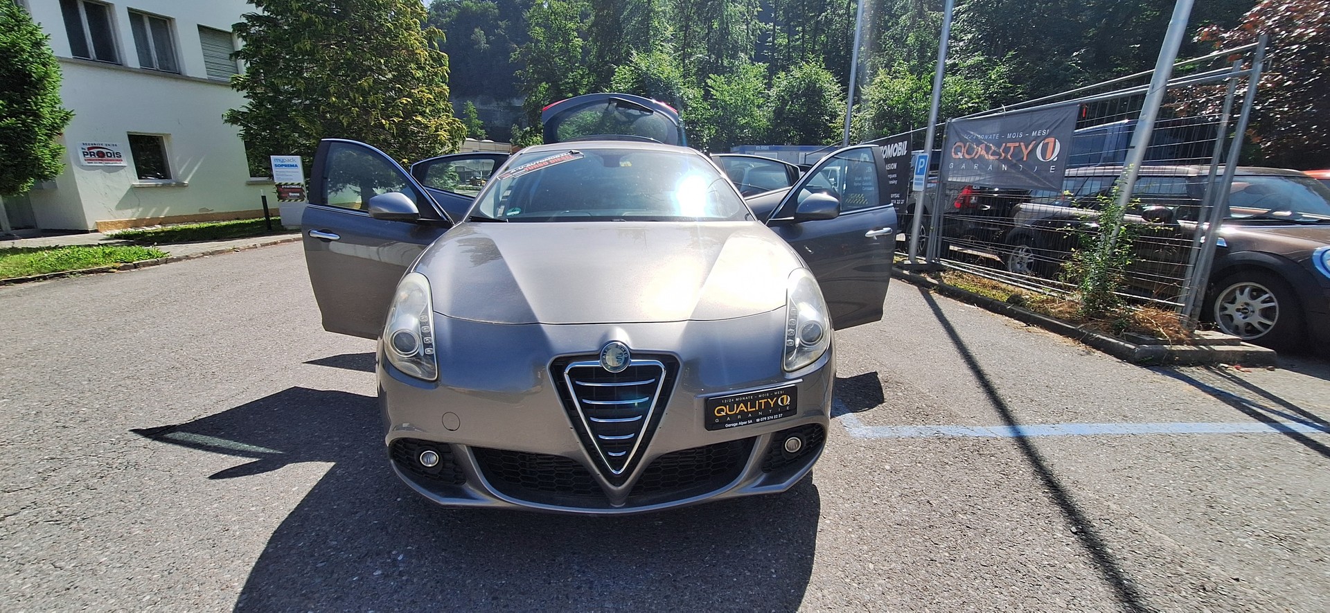 ALFA ROMEO Giulietta 1.6 JTDM Veloce-image-13