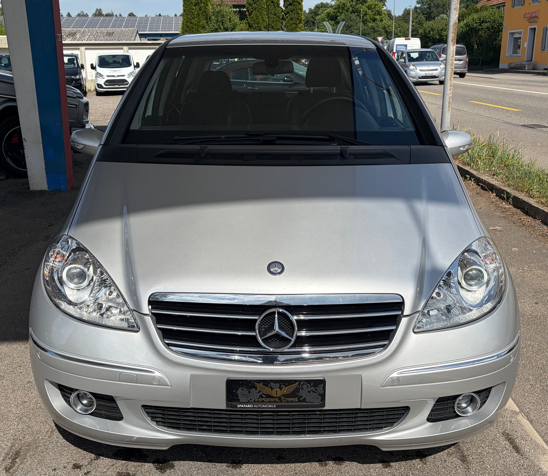 MERCEDES-BENZ A 200 Avantgarde-image-6