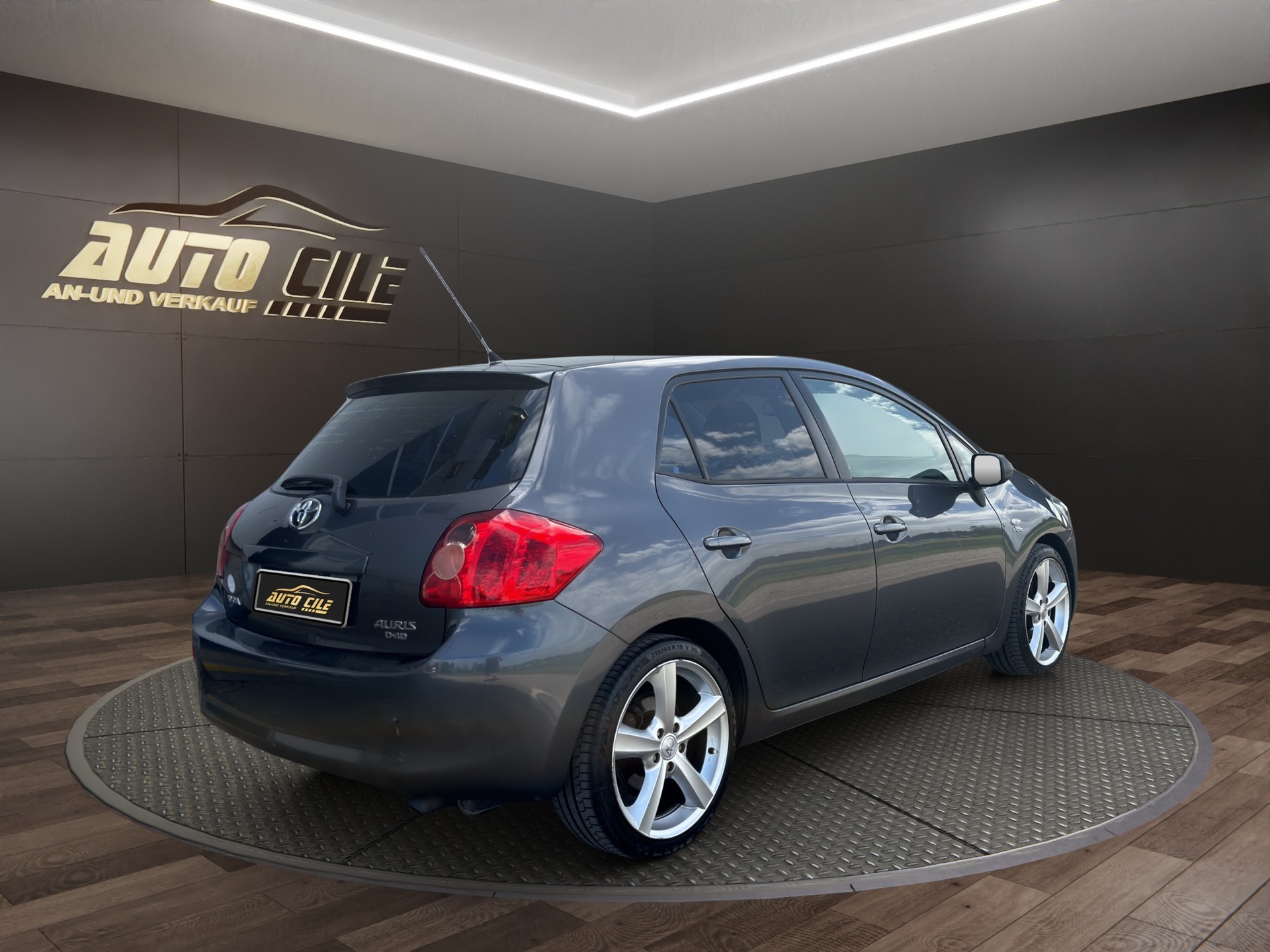 TOYOTA Auris 2.2 D-4D CleanPower Linea Sol Premium-image-7